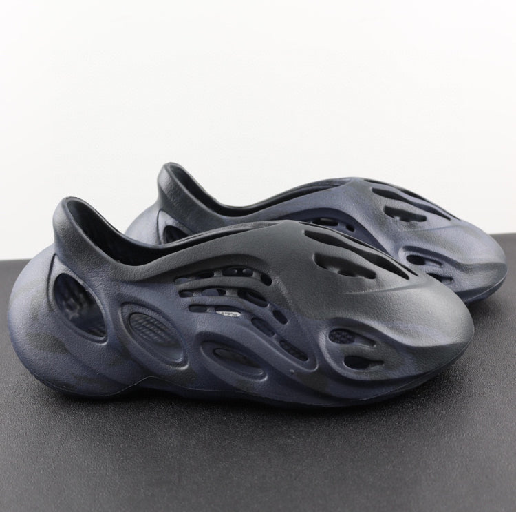Yezzy crocs